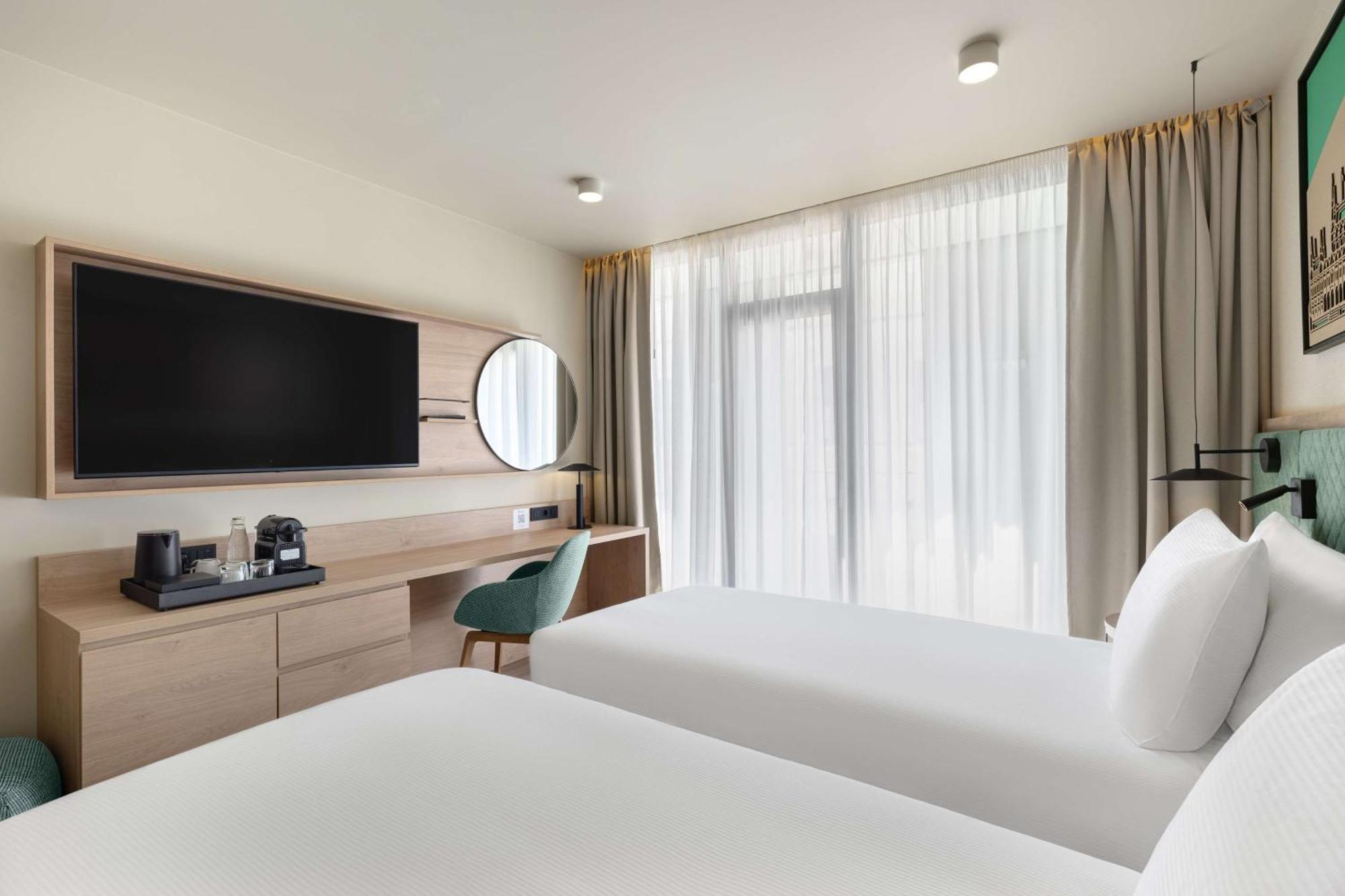 Hilton Garden Inn Debrecen City Center Exterior photo
